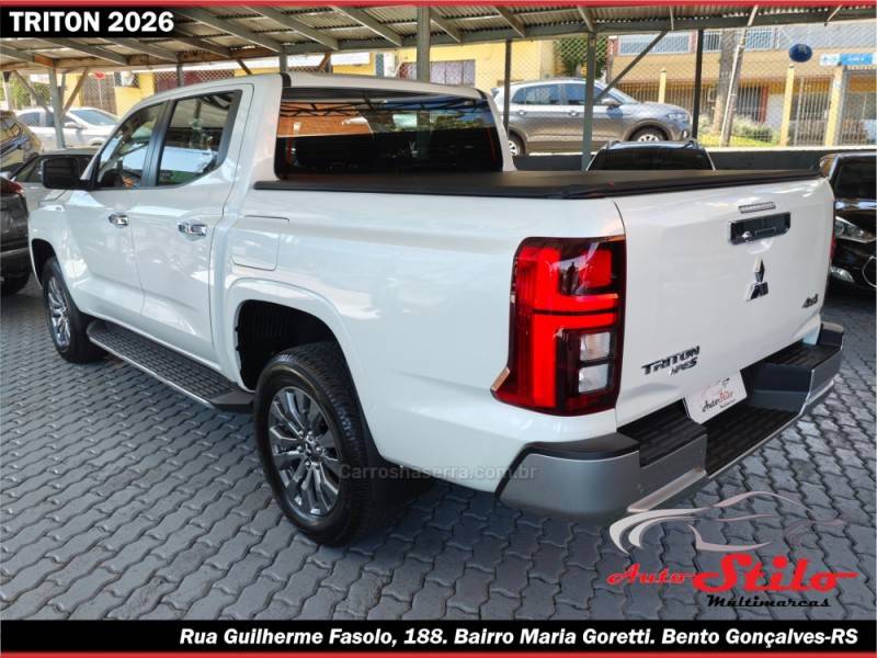 MITSUBISHI - L200 TRITON - 2025/2026 - Branca - R$ 300.000,00