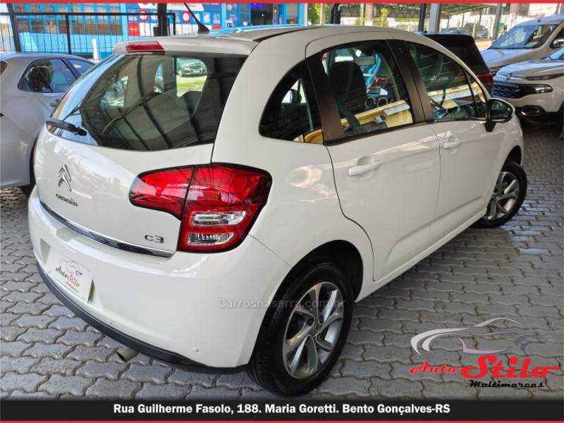 CITROËN - C3 - 2013/2014 - Branca - R$ 42.900,00