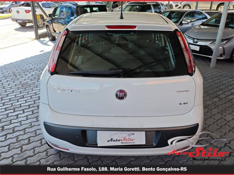 FIAT - PUNTO - 2014/2014 - Branca - R$ 46.900,00