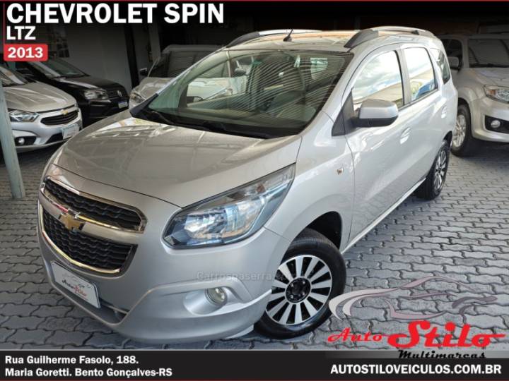 CHEVROLET - SPIN - 2013/2013 - Prata - R$ 56.900,00