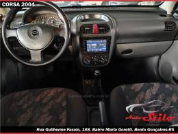 CHEVROLET - CORSA - 2003/2004 - Prata - R$ 19.900,00