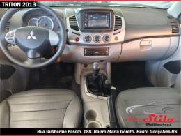 MITSUBISHI - L200 TRITON - 2013/2013 - Prata - R$ 107.900,00
