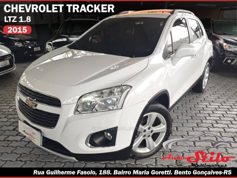 CHEVROLET - TRACKER - 2015/2015 - Branca - R$ 72.900,00