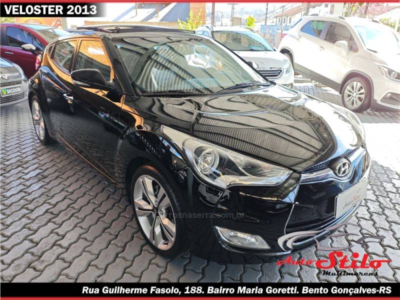 HYUNDAI - VELOSTER - 2012/2013 - Preta - R$ 65.900,00