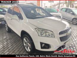 CHEVROLET - TRACKER - 2015/2015 - Branca - R$ 72.900,00