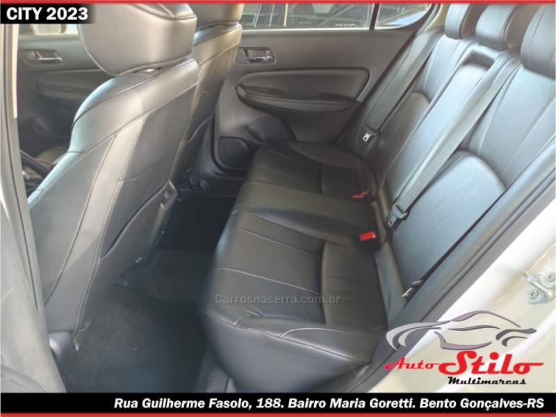 HONDA - CITY - 2022/2023 - Branca - R$ 107.900,00