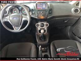 FORD - FIESTA - 2015/2015 - Branca - R$ 49.900,00