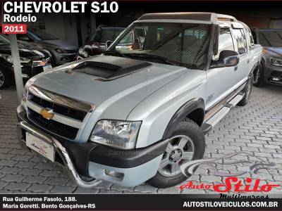 CHEVROLET - S10 - 2011/2011 - Prata - R$ 69.900,00