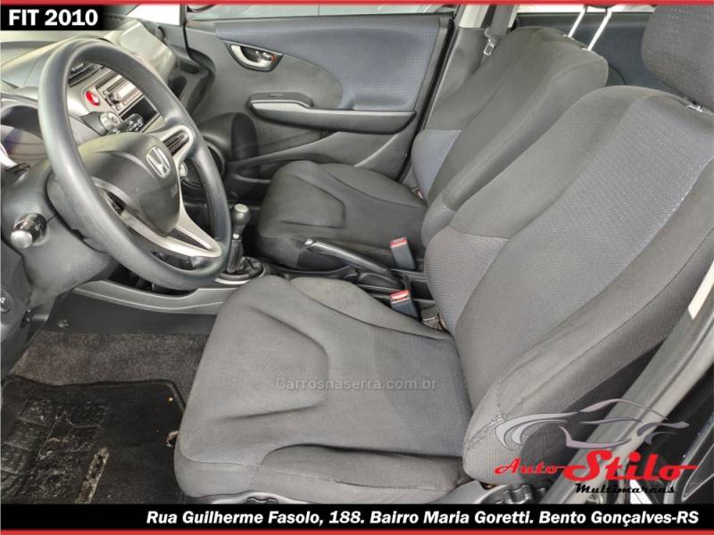 HONDA - FIT - 2010/2010 - Preta - R$ 41.900,00