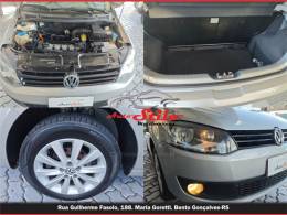 VOLKSWAGEN - FOX - 2012/2012 - Dourada - R$ 38.900,00