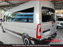 RENAULT - MASTER - 2013/2014 - Prata - R$ 143.900,00