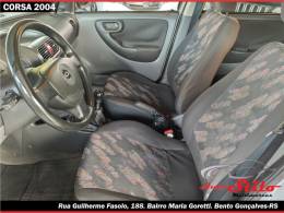 CHEVROLET - CORSA - 2003/2004 - Prata - R$ 19.900,00