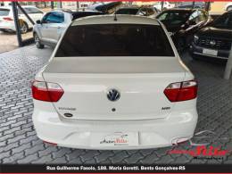 VOLKSWAGEN - VOYAGE - 2015/2016 - Branca - R$ 46.900,00