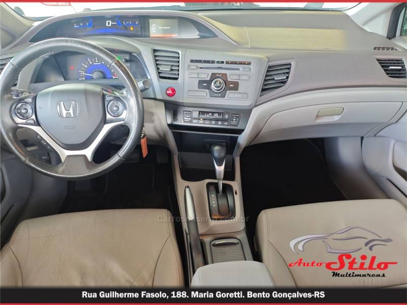 HONDA - CIVIC - 2014/2014 - Prata - R$ 76.900,00