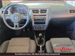 VOLKSWAGEN - FOX - 2013/2014 - Branca - R$ 44.900,00