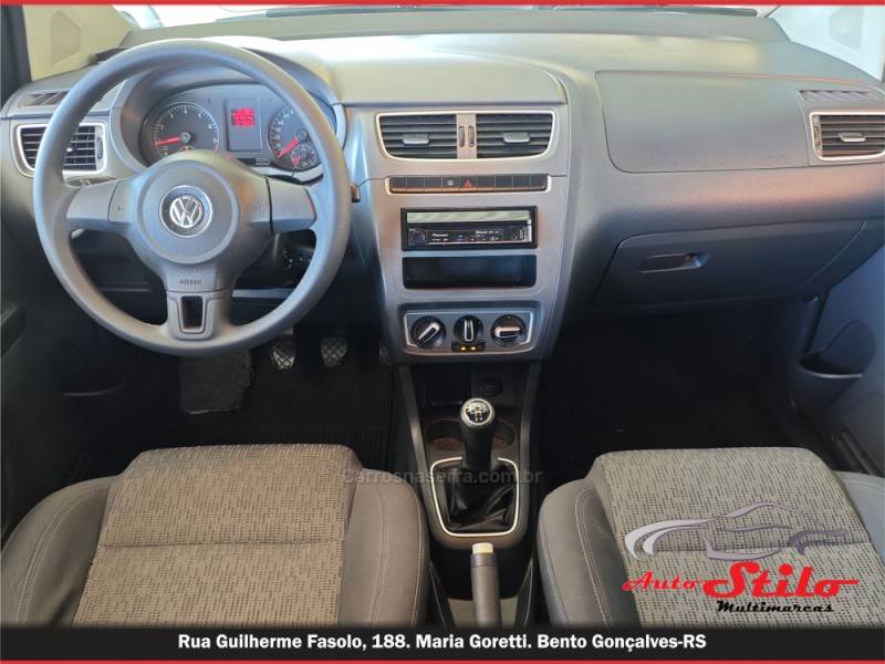 VOLKSWAGEN - FOX - 2013/2014 - Branca - R$ 44.900,00