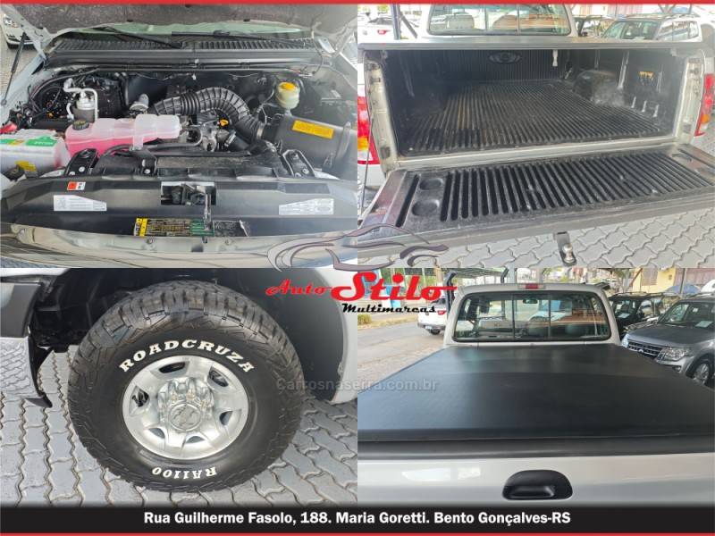 FORD - F-250 - 2005/2005 - Prata - R$ 175.000,00