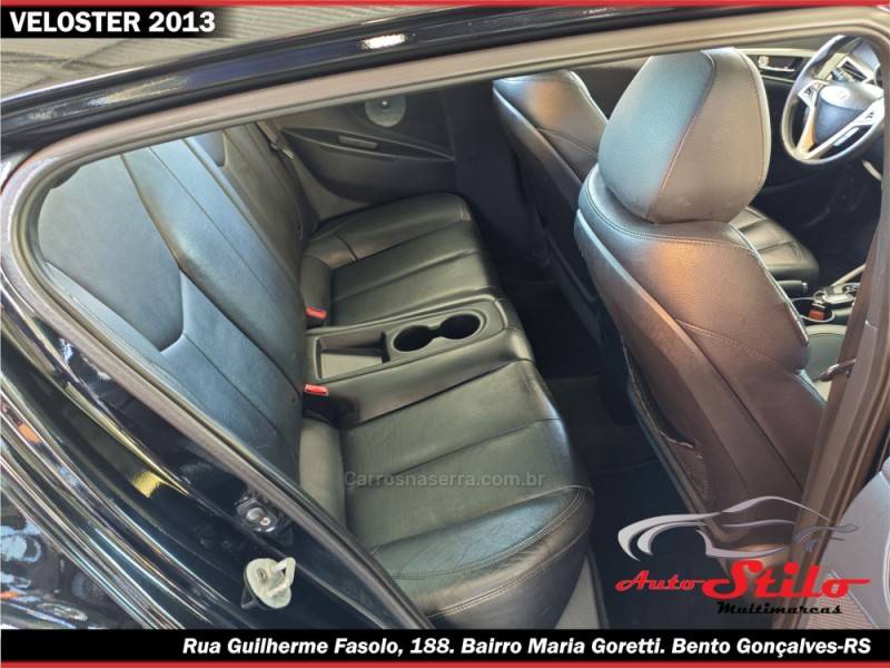HYUNDAI - VELOSTER - 2012/2013 - Preta - R$ 65.900,00