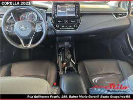 TOYOTA - COROLLA - 2020/2021 - Prata - R$ 128.900,00