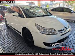 CITROËN - C4 - 2010/2011 - Branca - R$ 30.650,00