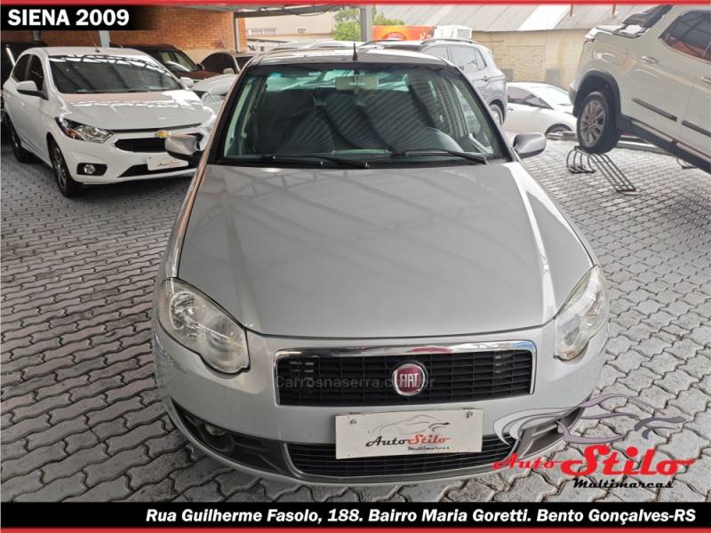 FIAT - SIENA - 2008/2009 - Prata - R$ 31.900,00