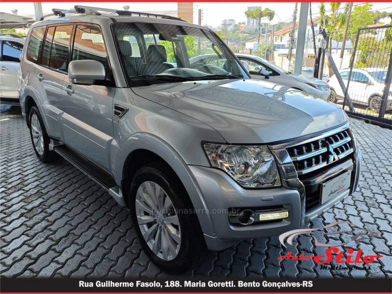 MITSUBISHI - PAJERO FULL - 2015/2016 - Prata - R$ 164.900,00