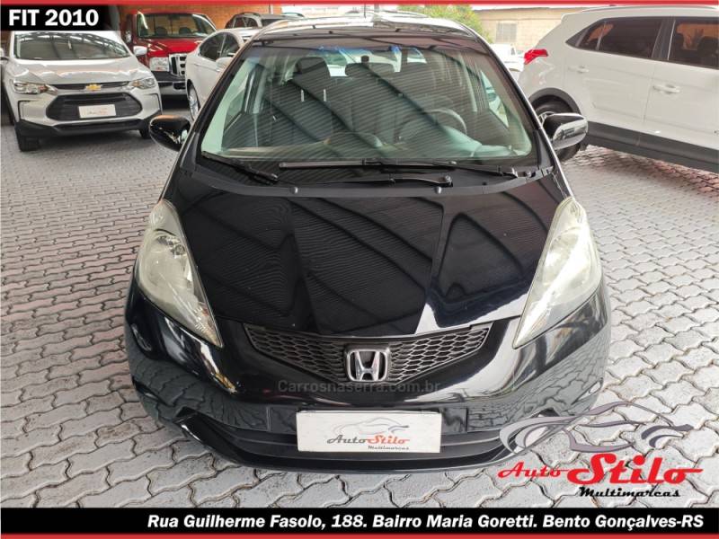HONDA - FIT - 2010/2010 - Preta - R$ 41.900,00