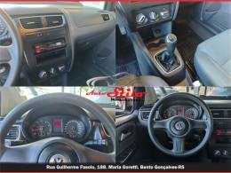 VOLKSWAGEN - FOX - 2012/2012 - Dourada - R$ 38.900,00