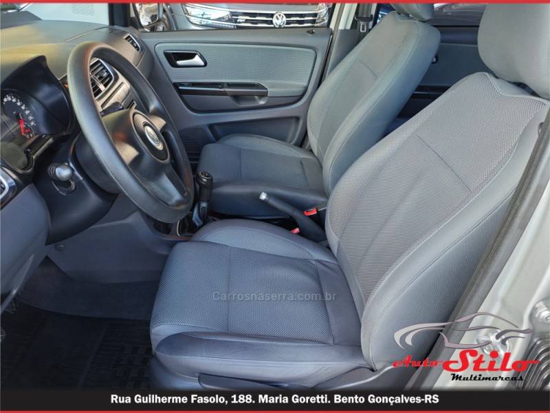 VOLKSWAGEN - FOX - 2012/2012 - Dourada - R$ 38.900,00