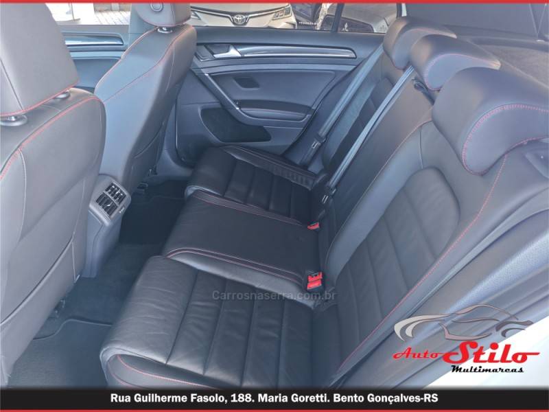 VOLKSWAGEN - GOLF - 2016/2016 - Branca - R$ 154.900,00