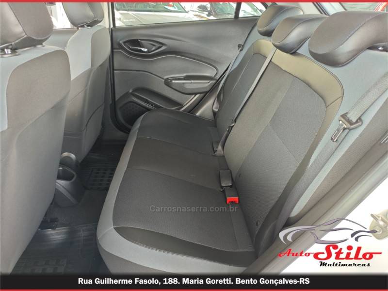 CHEVROLET - ONIX - 2019/2019 - Branca - R$ 71.900,00