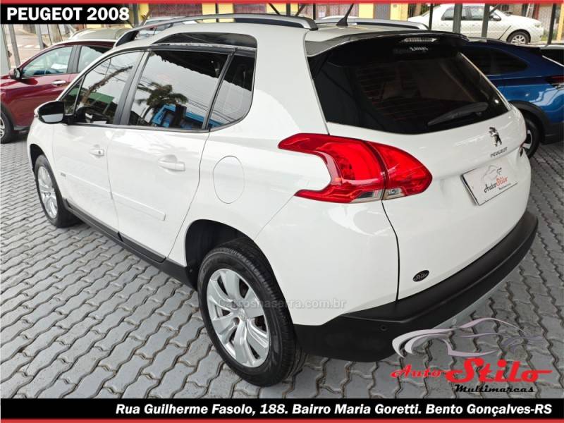 PEUGEOT - 2008 - 2017/2017 - Branca - R$ 57.900,00