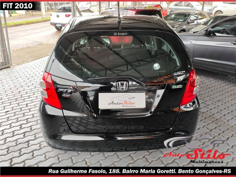 HONDA - FIT - 2010/2010 - Preta - R$ 41.900,00