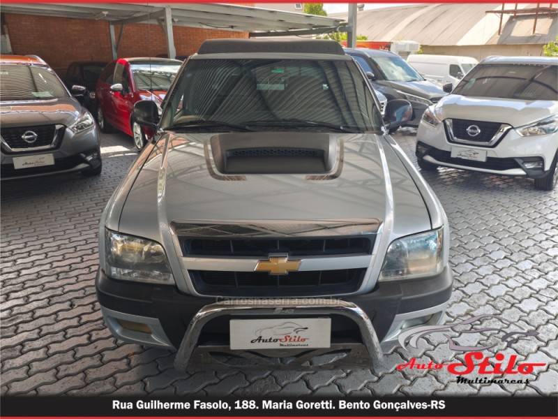 CHEVROLET - S10 - 2011/2011 - Branca - R$ 69.900,00