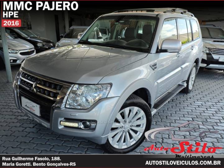 MITSUBISHI - PAJERO - 2015/2016 - Prata - R$ 164.900,00
