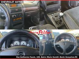 CHEVROLET - ASTRA - 2009/2010 - Vermelha - R$ 39.900,00