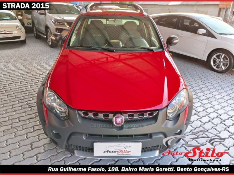 FIAT - STRADA - 2014/2015 - Vermelha - R$ 62.750,00