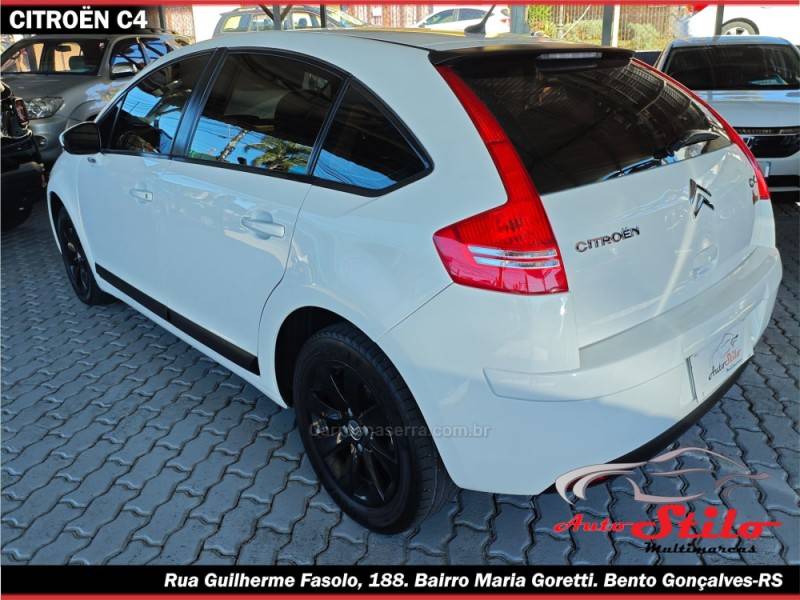 CITROËN - C4 - 2010/2011 - Branca - R$ 30.650,00