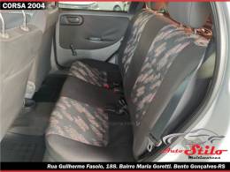 CHEVROLET - CORSA - 2003/2004 - Prata - R$ 19.900,00