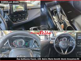 TOYOTA - COROLLA - 2020/2021 - Prata - R$ 128.900,00