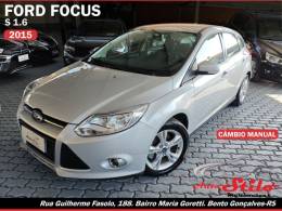 FORD - FOCUS - 2014/2015 - Prata - R$ 59.900,00