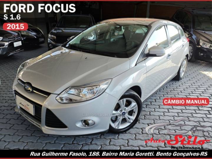 FORD - FOCUS - 2014/2015 - Prata - R$ 59.900,00
