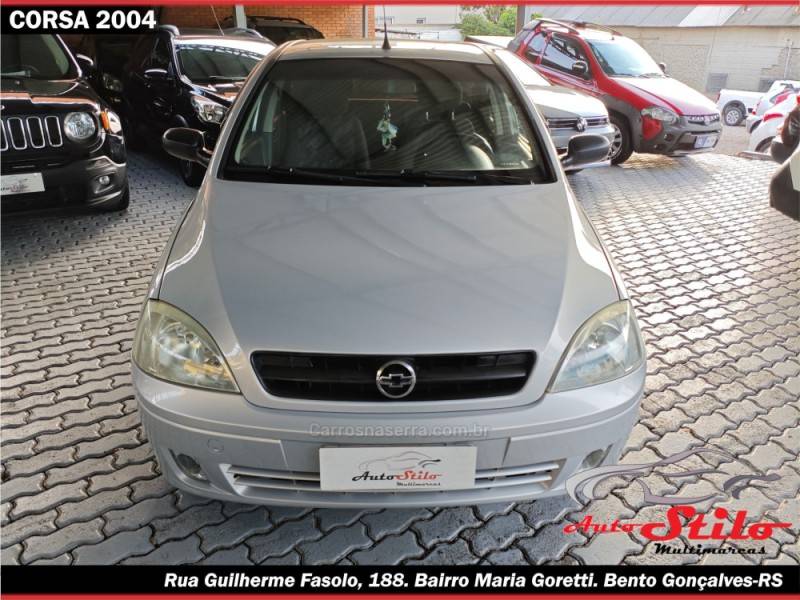 CHEVROLET - CORSA - 2003/2004 - Prata - R$ 19.900,00