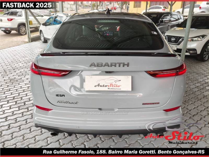 FIAT - FASTBACK - 2025/2025 - Cinza - R$ 148.900,00
