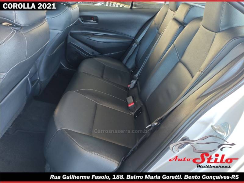 TOYOTA - COROLLA - 2020/2021 - Prata - R$ 128.900,00