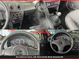 CHEVROLET - PRISMA - 2008/2009 - Preta - R$ 27.900,00