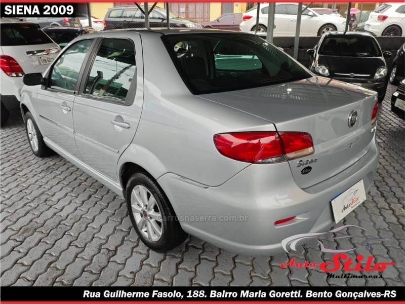 FIAT - SIENA - 2008/2009 - Prata - R$ 31.900,00
