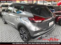 NISSAN - KICKS - 2023/2023 - Cinza - R$ 104.900,00