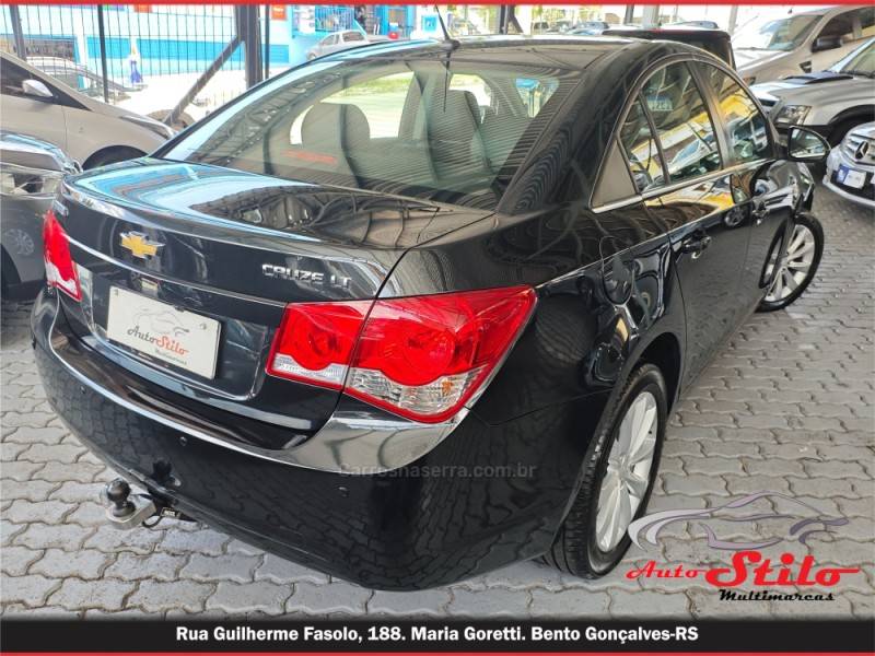 CHEVROLET - CRUZE - 2015/2015 - Preta - R$ 67.900,00