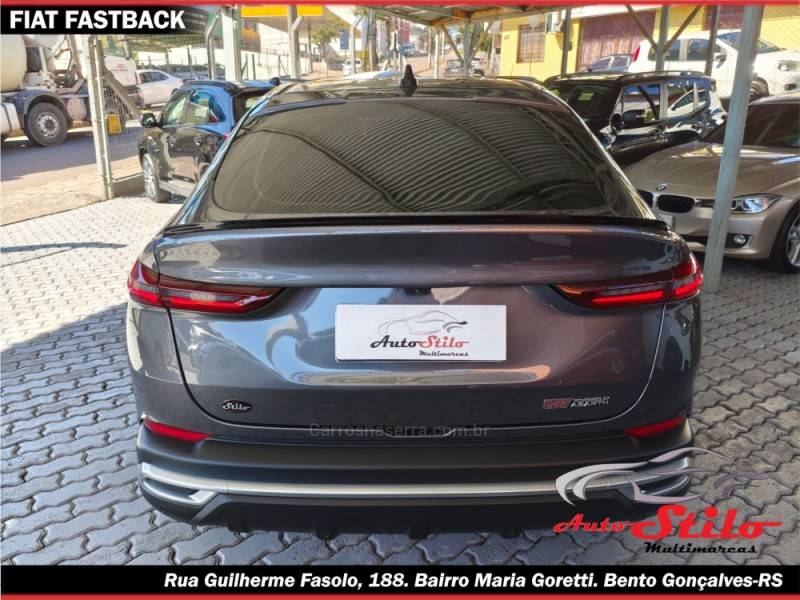 FIAT - FASTBACK - 2023/2024 - Cinza - R$ 138.900,00